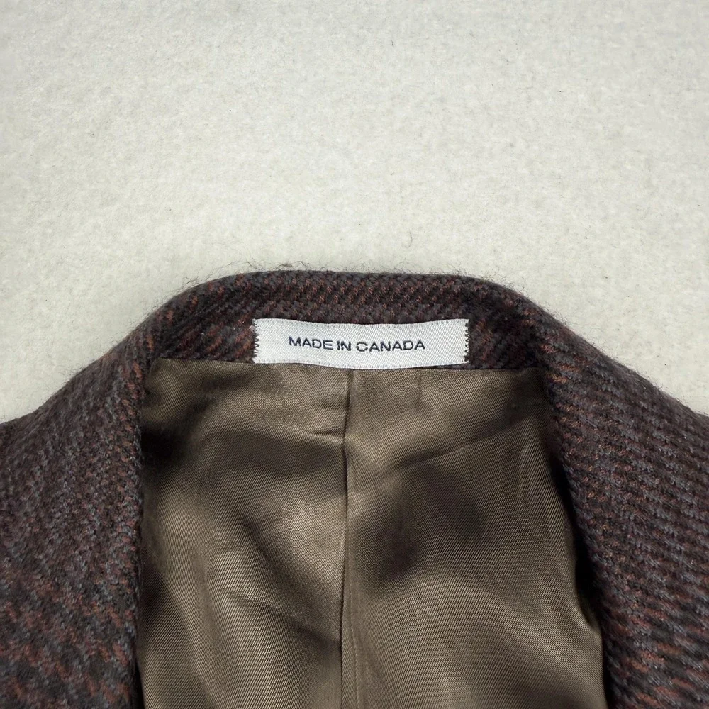 Yves Saint Laurent please read